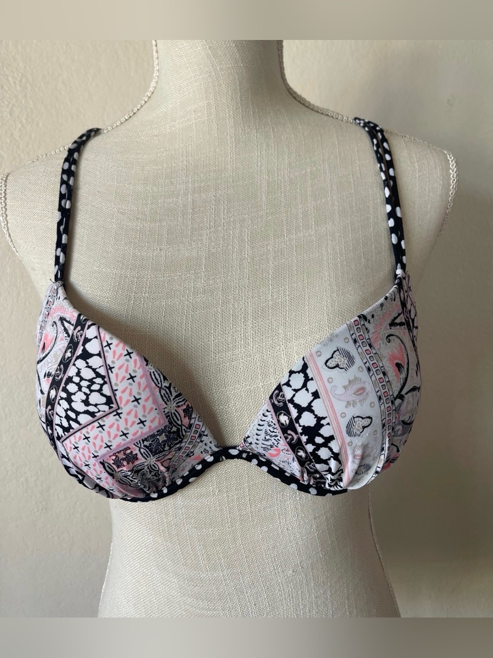Victoria Secret Push-Up Swimsuit Top in Pink & Black